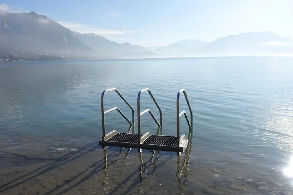 Entre Lac Et Montagne Annecy 0*,  Francia